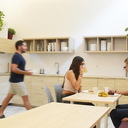 Broz Hostel グラナダ エクステリア 写真