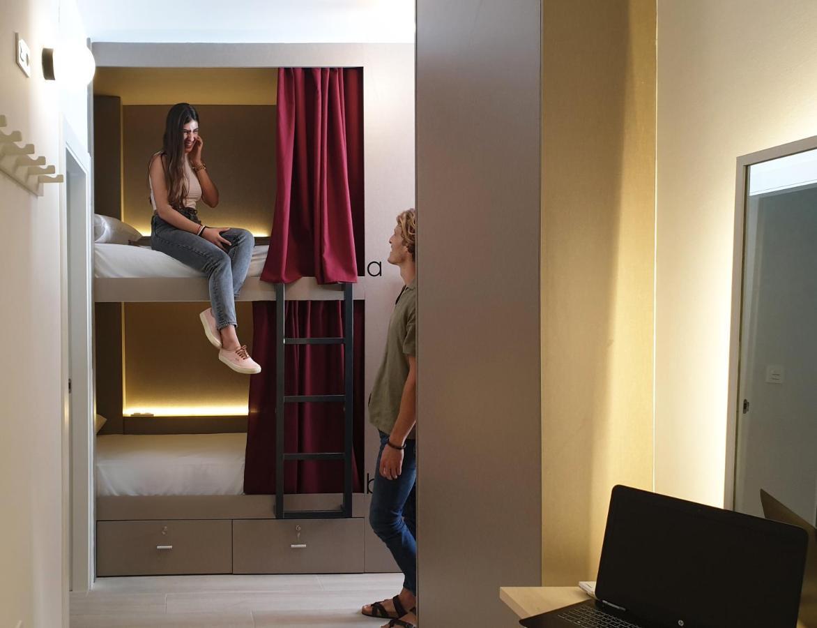Broz Hostel グラナダ エクステリア 写真